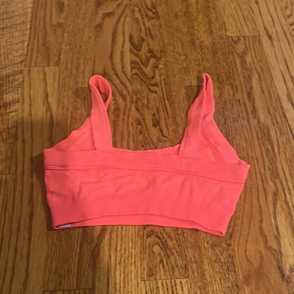 Urban Outfitters Woman’s Neon Orange Sports Bra Size XS/S - Picture 2 of 5